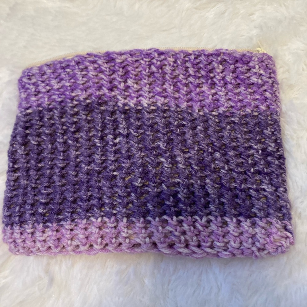 Handmade Purple Knit Pouch Makeup Bag - Picture 2 of 4